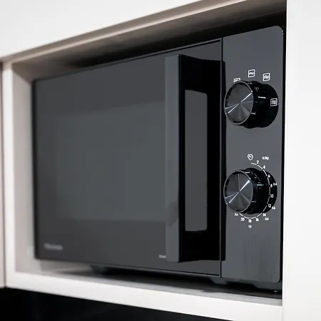 Airport-bus - 13 North - 6 Apartment *