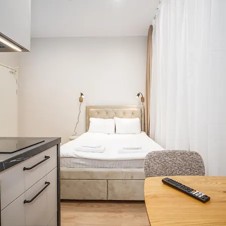 Airport-bus - 13 North - 6 * Tallinn