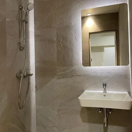 아파트 Airport-bus - 13 North - 6 *